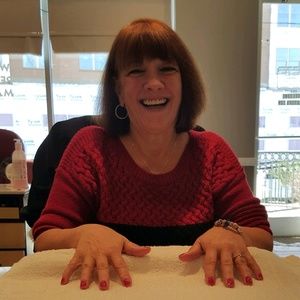 Meet your Posher, Roni